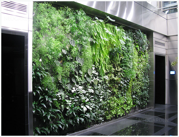 mur vegetal gazprom 700x535